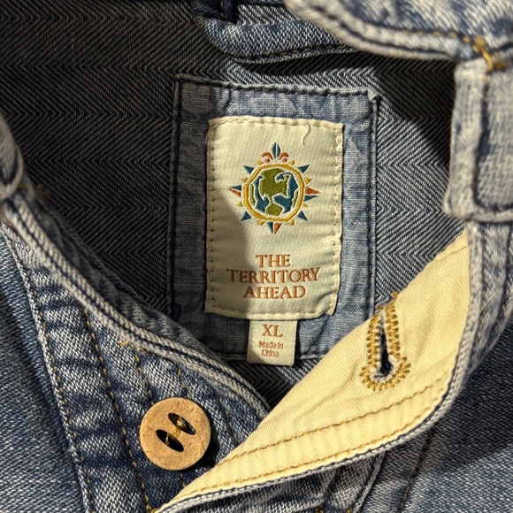 Men’s denim hoodie - Picture 4 of 5